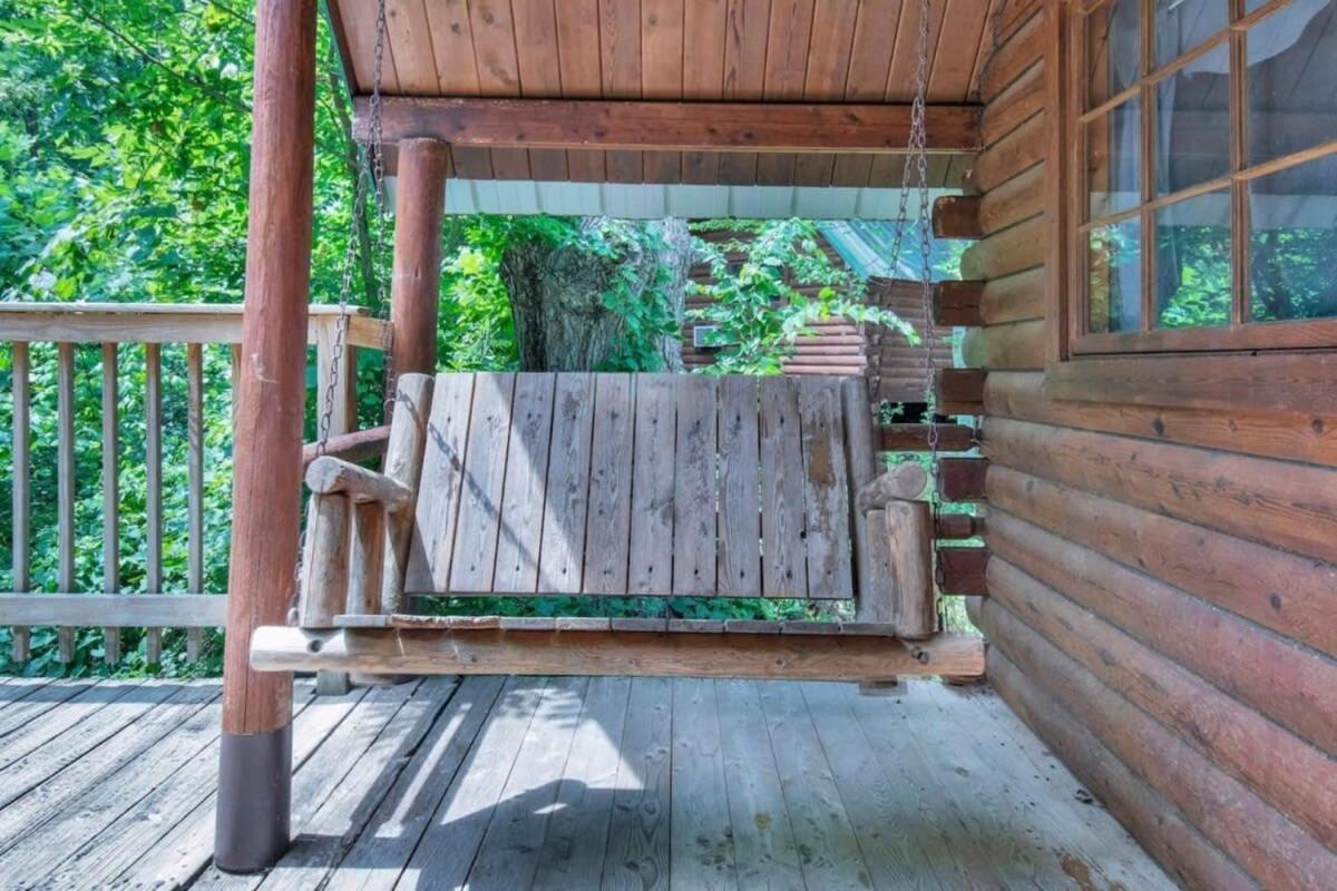 Secluded Rustic Cabin With Views Bloomington Kültér fotó